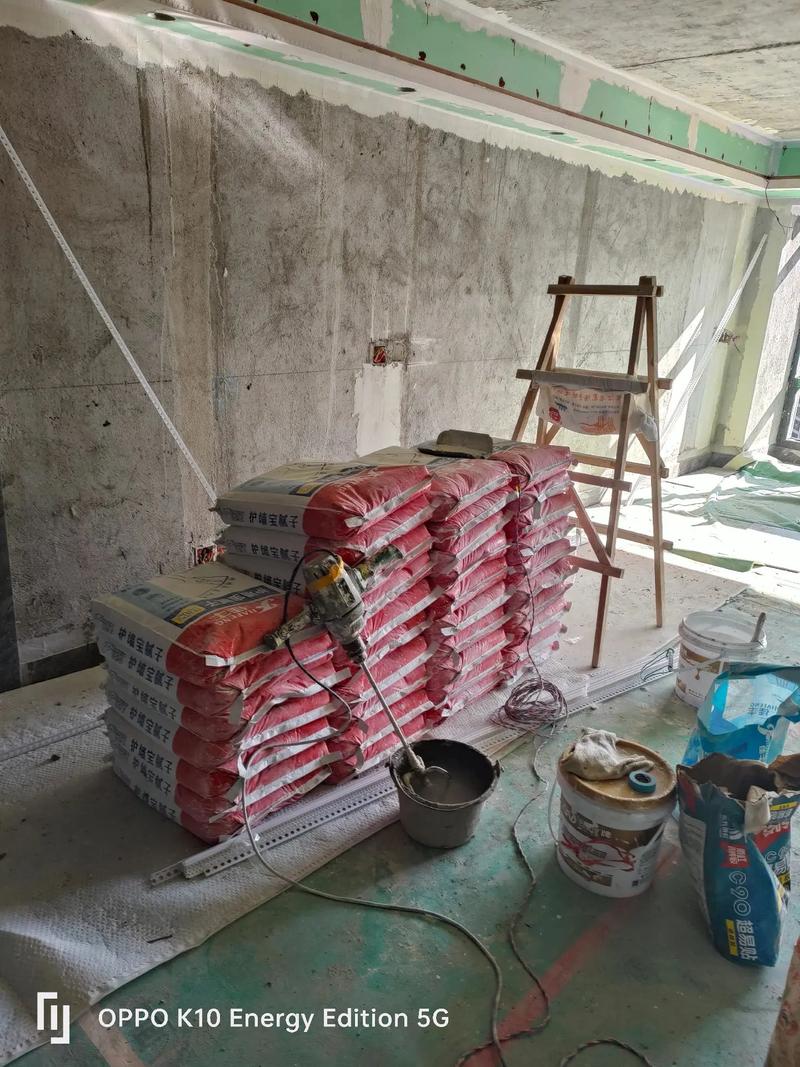 工地日記 膩子粉施工進行時，細說施工材料的選用與工序